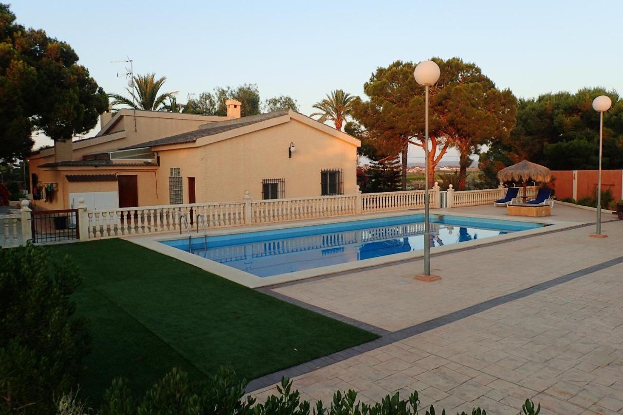 Villa Buganvilla Elche Eksteriør bilde