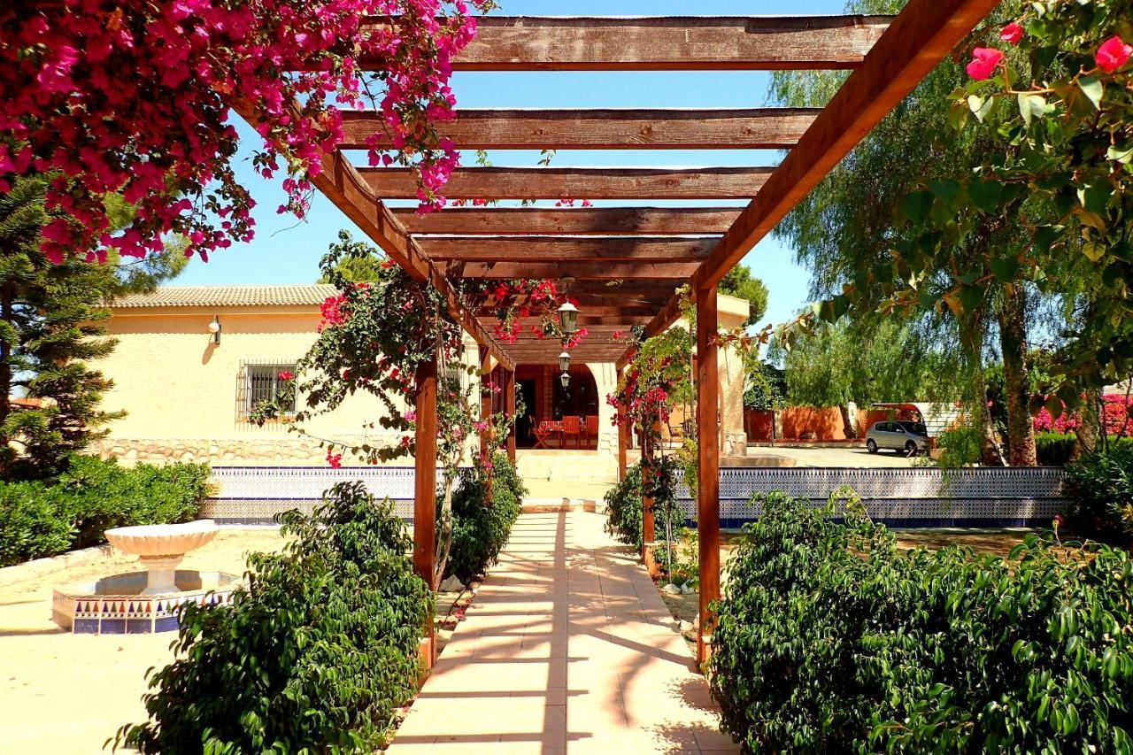 Villa Buganvilla Elche Eksteriør bilde